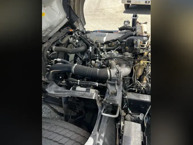 2019 ISUZU NPR