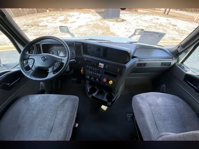 2021 INT LT625 6x4