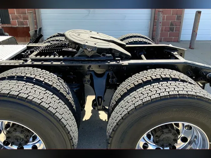 2021 INT LT625 6x4
