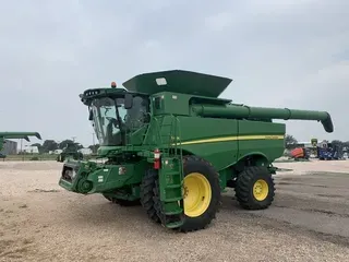 2016 John Deere S680
