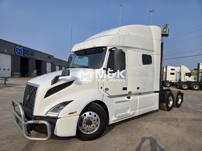 2022 VOLVO VNL64T74038a10ce2bccedde825e00bbd5953eafa