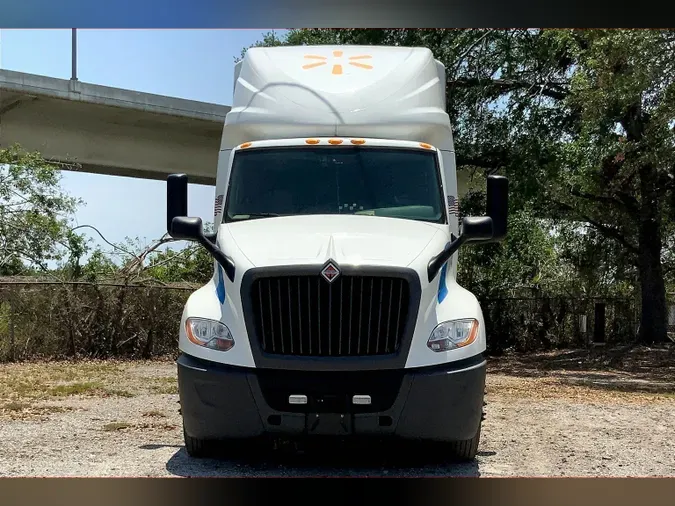 2021 INT LT625 6x4