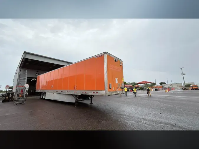 2015 Great Dane 38a41f1515ec06d50b9fee748a310084