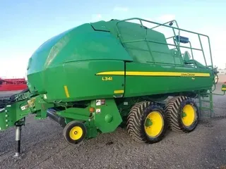2018 John Deere L341