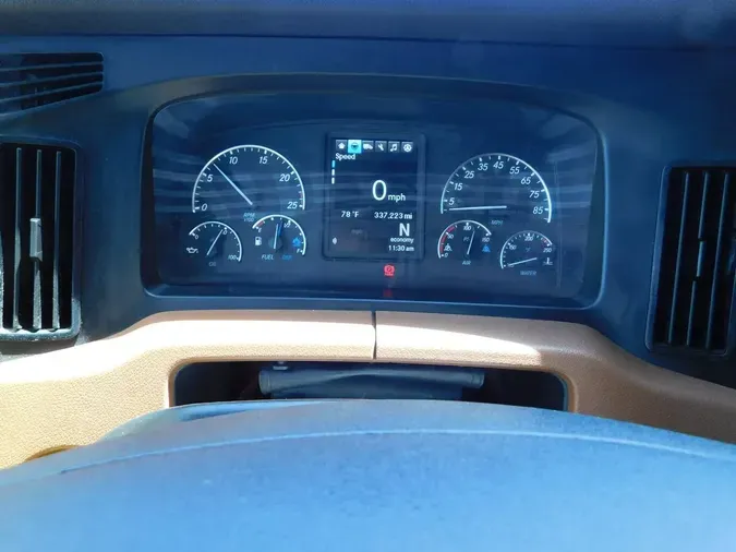 2022 Freightliner New Cascadia 126