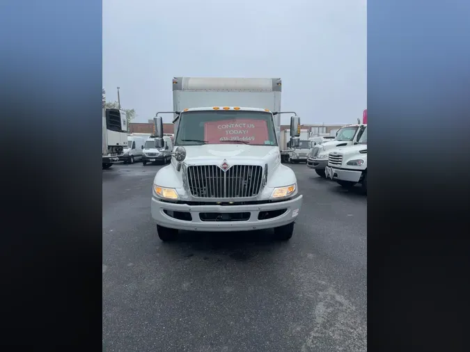 2019 NAVISTAR INTERNATIONAL 4300LP (4X2)