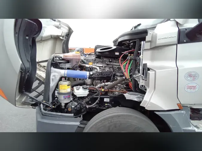 2025 Freightliner Cascadia 12638b7058219391b623dc533abe2e0f3a4