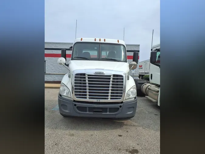2018 FREIGHTLINER CASCADIA PX11364ST