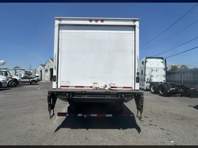 2019 FREIGHTLINER/MERCEDES M2 106