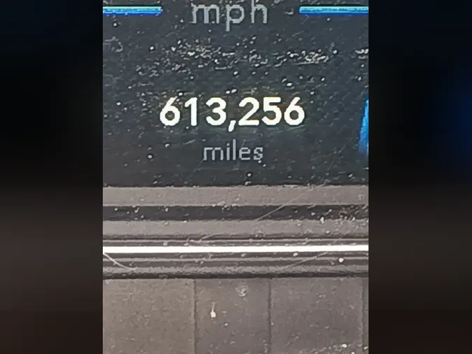 2020 NAVISTAR INTERNATIONAL LT625 SLPR CAB