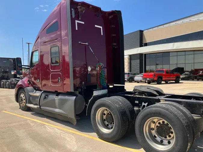 2021 Kenworth T680