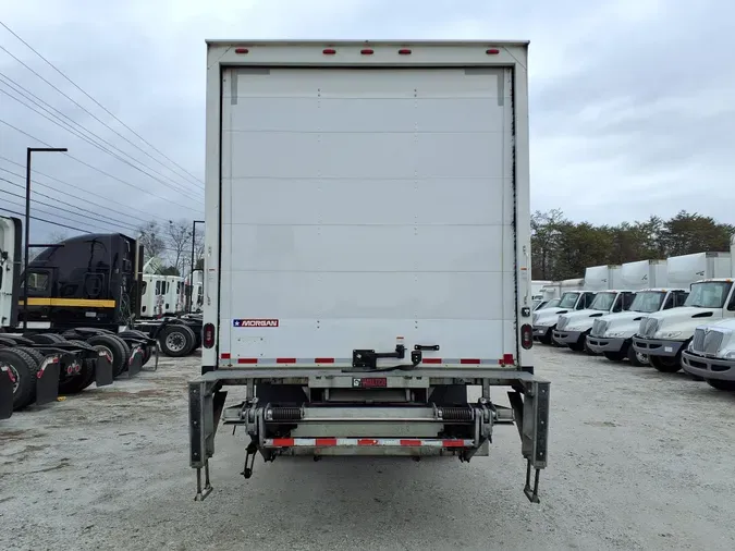 2019 FREIGHTLINER/MERCEDES M2 106