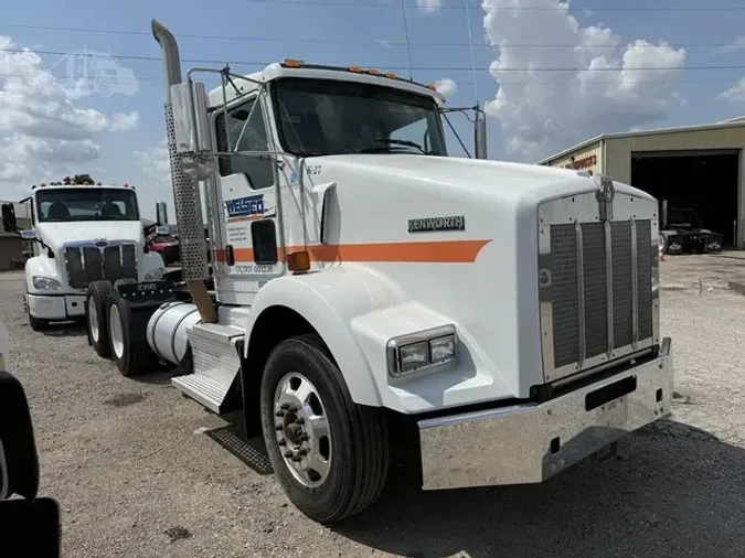 2013 KENWORTH T800