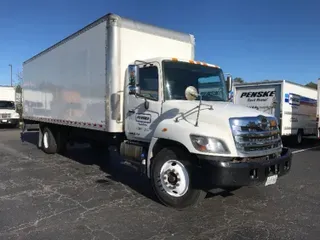 2017 HINO TRUCK 268