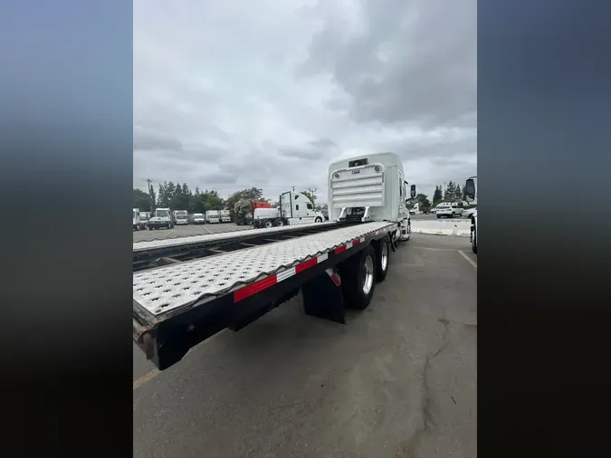 2020 FREIGHTLINER NEW CASCADIA 126