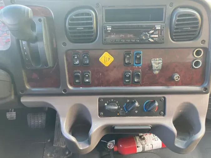 2019 FREIGHTLINER/MERCEDES M2 106