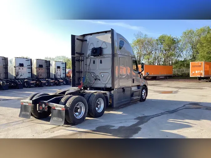 2021 Freightliner Cascadia
