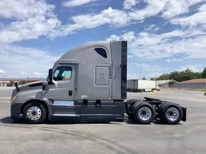 2023 Freightliner Cascadia