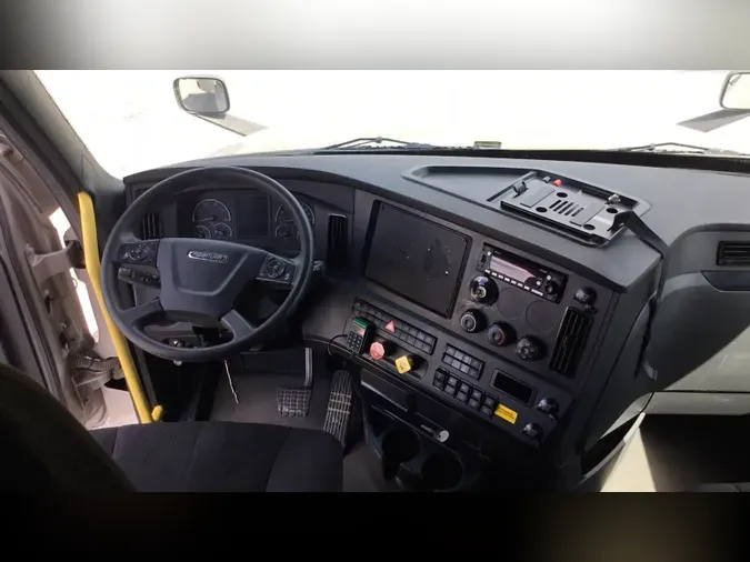 2024 Freightliner Cascadia 126