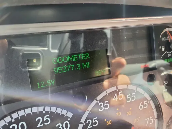 2018 FREIGHTLINER/MERCEDES M2 106