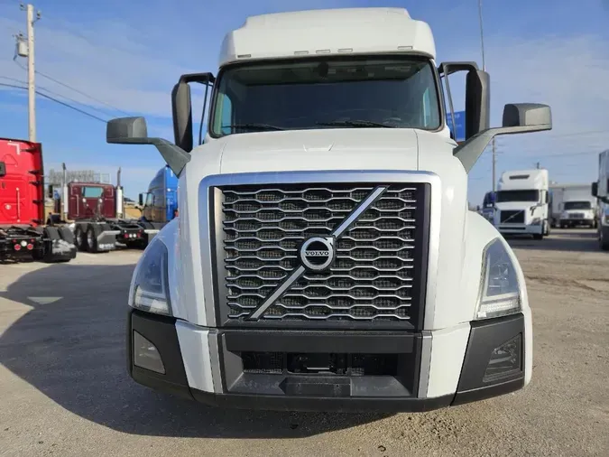 2020 VOLVO VNL64T760