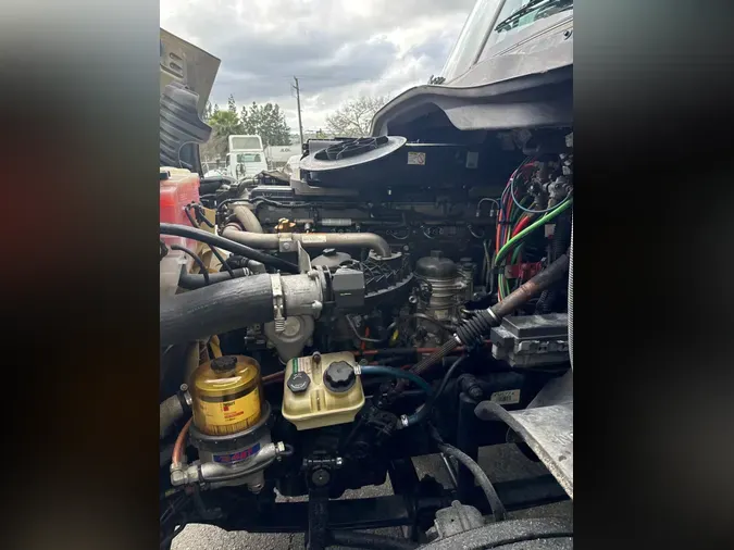 2019 FREIGHTLINER/MERCEDES CASCADIA 125