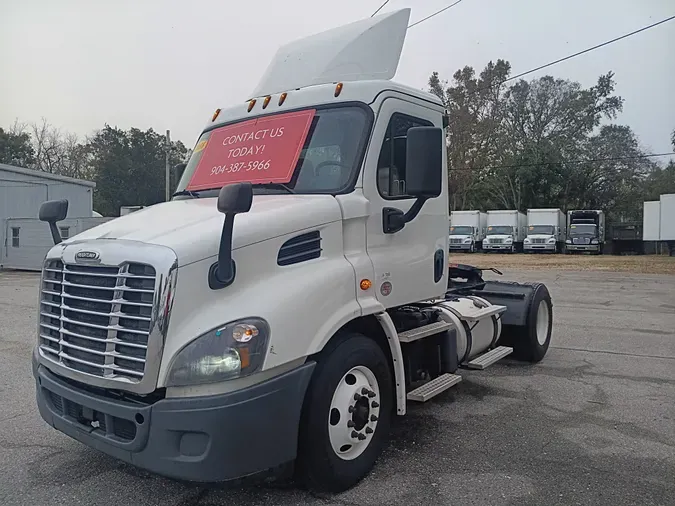 2018 FREIGHTLINER/MERCEDES CASCADIA 113