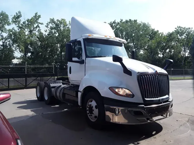 2020 NAVISTAR INTERNATIONAL LT625 DAYCAB T/A