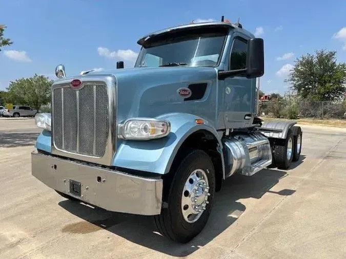 2022 Peterbilt 567