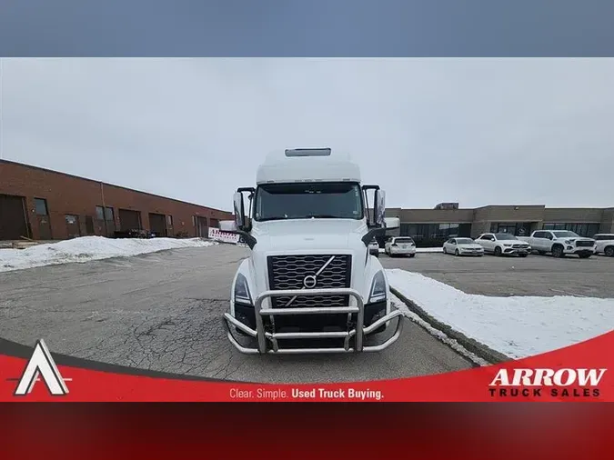 2022 VOLVO VNL760