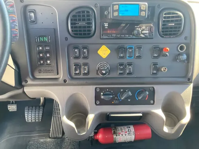 2020 FREIGHTLINER/MERCEDES M2 10638f9d8fd88199718f2a99eaa4fdd092e