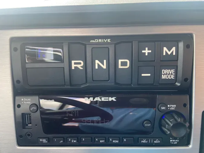 2026 Mack Pinnacle PI6438fa65f0fbb7b1463f7db632f562c4f2