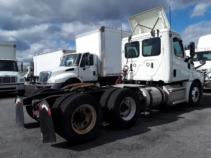 2019 FREIGHTLINER/MERCEDES NEW CASCADIA PX12664