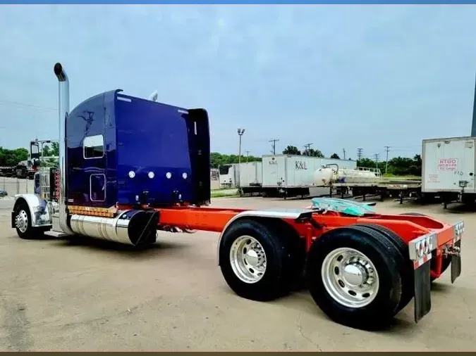 2022 Peterbilt 389