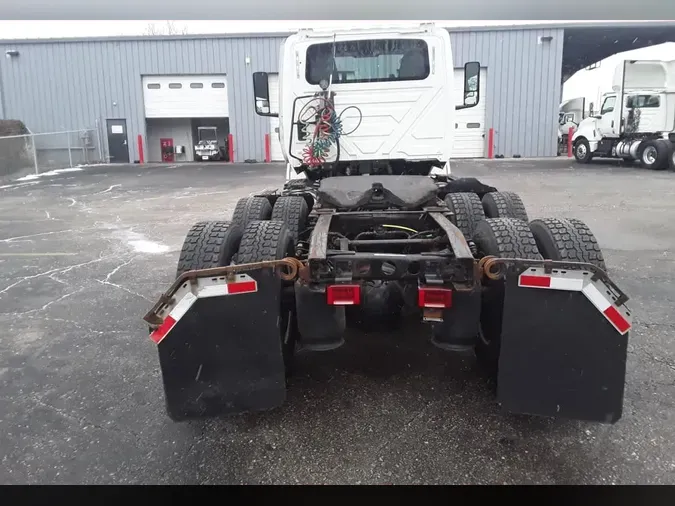 2019 NAVISTAR INTERNATIONAL LT625 DAYCAB T/A