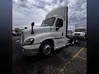 2019 FREIGHTLINER/MERCEDES CASCADIA 125