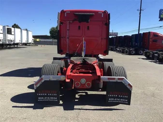 2020 FREIGHTLINER CA116
