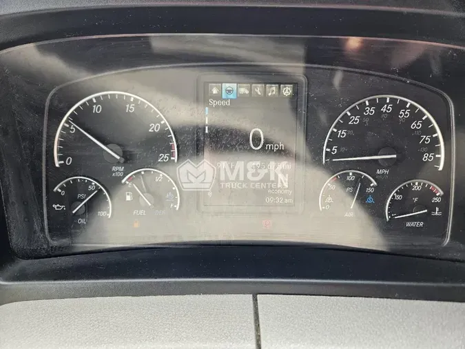 2021 FREIGHTLINER CASCADIA CA126