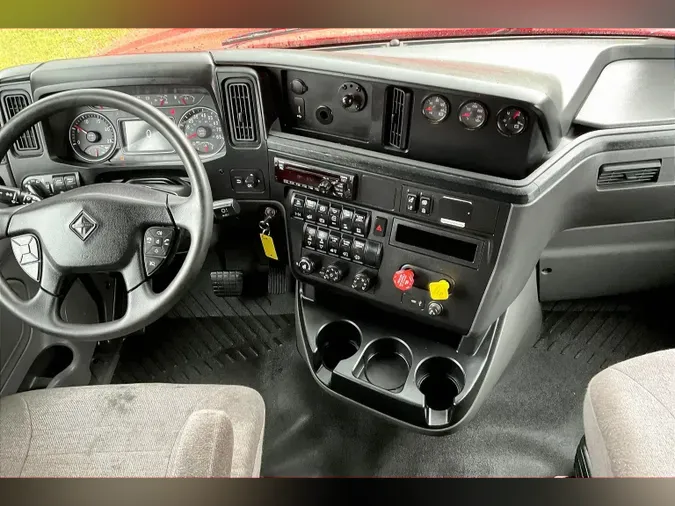 2021 INT LT625 6x4
