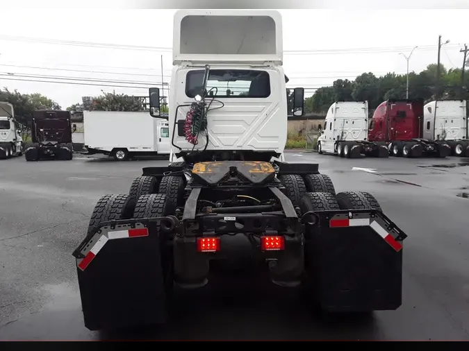 2020 NAVISTAR INTERNATIONAL LT625 DAYCAB T/A