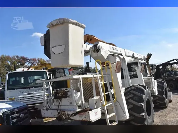 2014 TEREX HI RANGER XT55