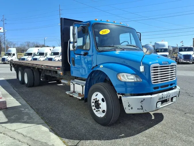 2017 FREIGHTLINER/MERCEDES M2 106