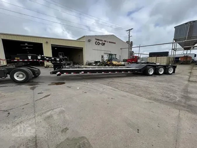 2025 WITZCO CHALLENGER RG-52 TON/ 23 FT WELL