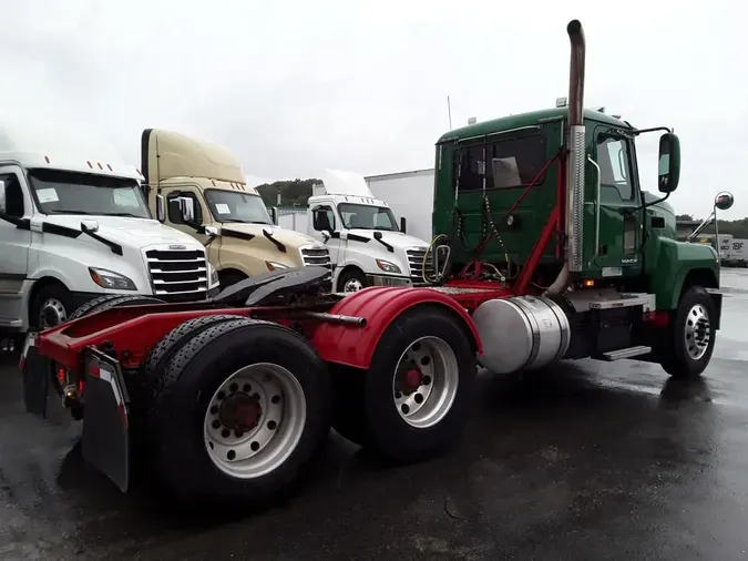 2018 MACK TRUCKS, INC. CHU613