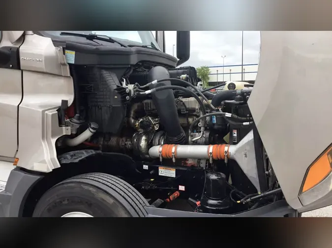 2022 Freightliner Cascadia 126