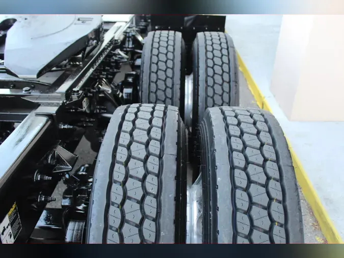 2022 Peterbilt 567391ea6c1692b29e866f1bbb08b257f6d