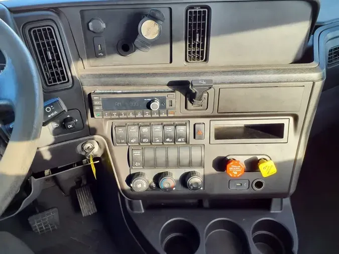 2019 NAVISTAR INTERNATIONAL LT625 DAYCAB T/A392194cec2f476f101808a8c58e4c5ff