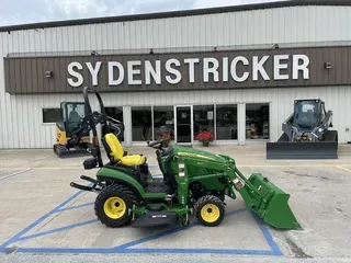 2017 JOHN DEERE 1025R
