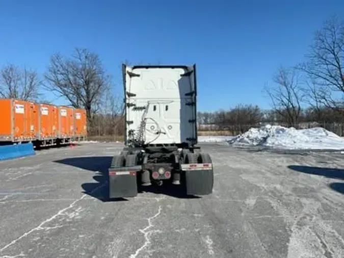 2021 Freightliner Cascadia