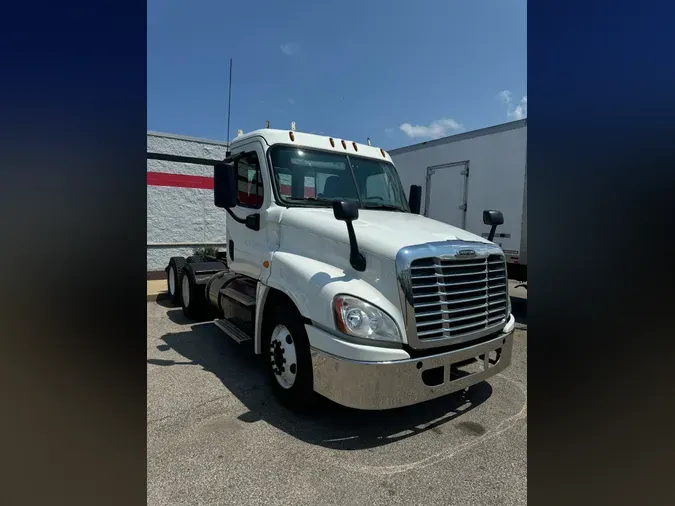 2018 FREIGHTLINER/MERCEDES CASCADIA 125